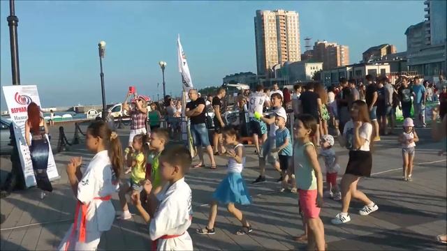 ZUMBA KIDS г.Новороссийск с ZIN Натальей Богомазовой смотреть онлайн