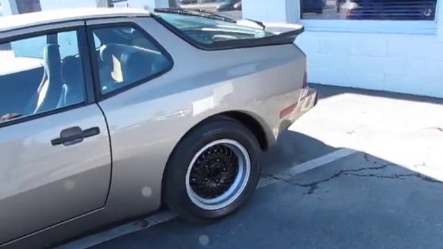 1983 Porsche 944 Repainted 3 смотреть онлайн
