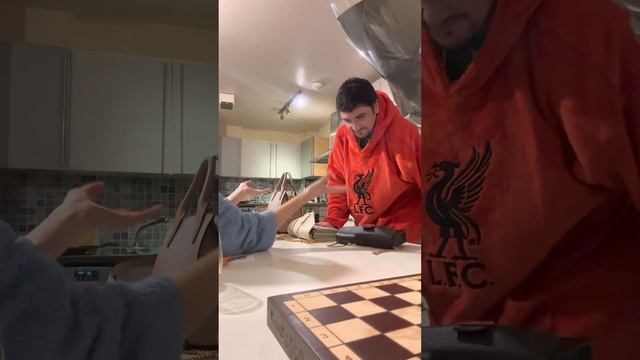 Муж комментирует покупку новой дизайнерской сумки смотреть онлайн