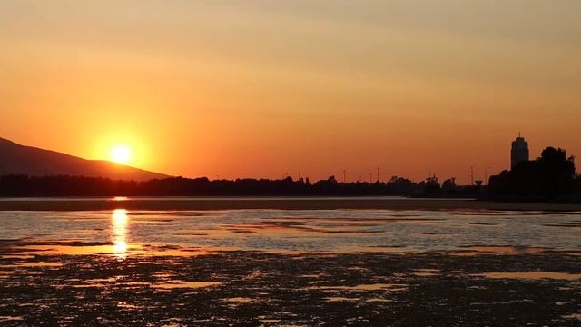 Canon EOS 90D 18-135mm F/3.5-5.6 Is Usm, video test 1080p 25fps смотреть онлайн