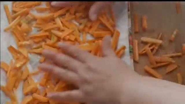 ЗАМОРОЗКА МОРКОВИ НА ЗИМУ. 3 СПОСОБА ЗАГОТОВКИ МОРКОВИ НА ЗИМУ. ЗАГОТОВКА ОВОЩЕЙ. смотреть онлайн