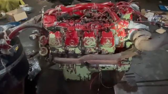 om 442 la Mercedes-Benz engine starting full overhaul start the engine смотреть онлайн