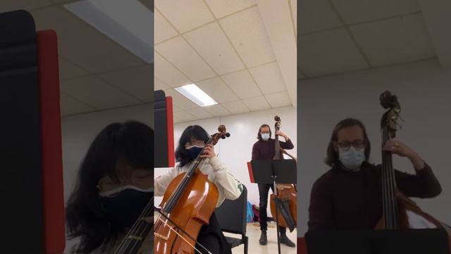 "Hallelujah" - Sistema Winnipeg Student Hya and Teacher John Mark Baron смотреть онлайн