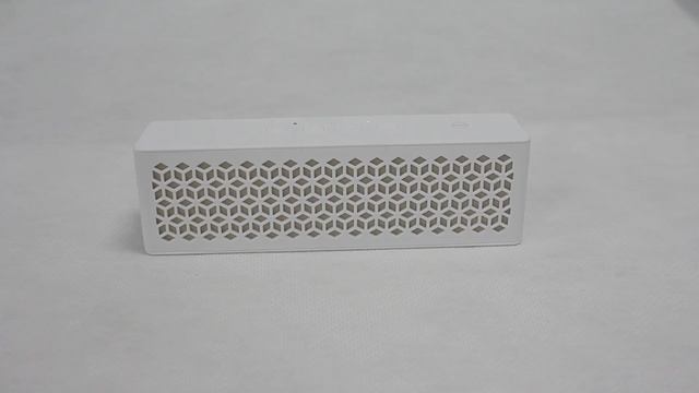 CREATIVE MUVO mini藍牙音箱－電量提示 смотреть онлайн