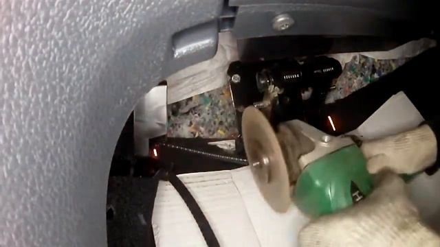 Ставим педали на Логан. Очень подробно. Часть 3. www.pedali24.ru смотреть онлайн