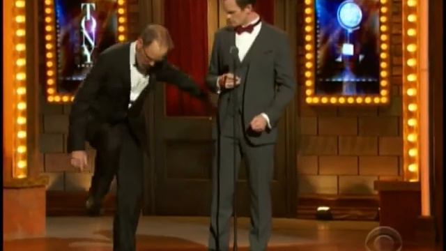 David Hyde Pierce and Neil Patrick Harris at the Tony Awards смотреть онлайн