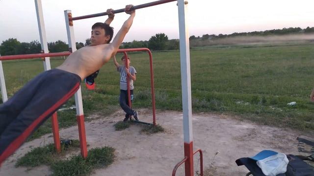 Тренировка Динамики На Улице|Новые Мощные Элементы|Street Workout смотреть онлайн