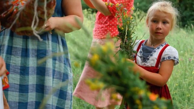 Лето в Истоках. Праздник для всей семьи смотреть онлайн