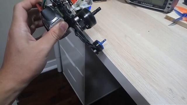 Как узнать, какой мотор даёт больше вибраций смотреть онлайн