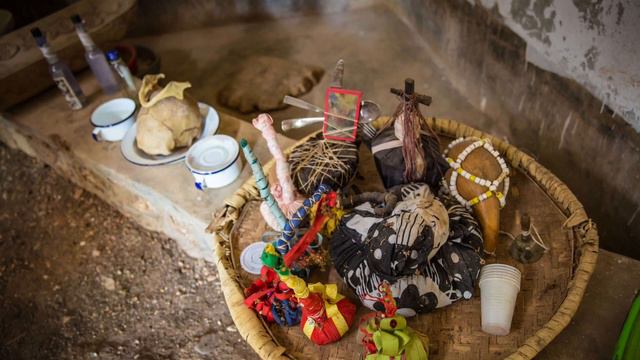 Ezili Dantor Nap Tan Ou Manman смотреть онлайн