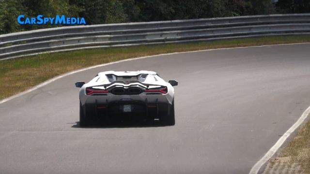 2024 Lamborghini Revuelto V12 Test Car Caught With Hybrid Problems Breakdown At The Nürburgring смотреть онлайн