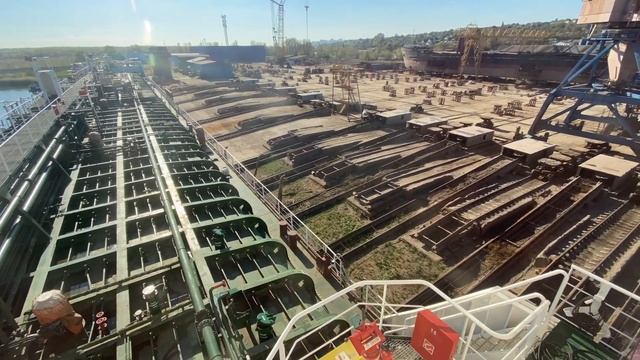 ПОДЪЕМ ТАНКЕРА НА СЛИП. ОКТЯБРЬ 2020. ССРЗ "МИДЕЛЬ" смотреть онлайн