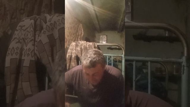 Емельян поёт на стихи Владимира Высоцкого. я всё чаще думаю о судьях смотреть онлайн