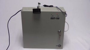 Замеряем напряжение Элис ББП-100 исп.  1