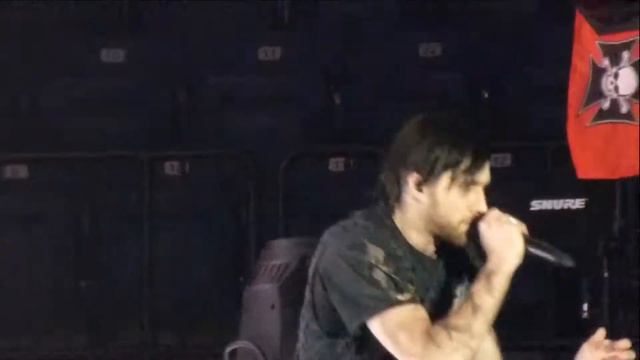 Three Days Grace Misery Loves My Company Live HD Matt Walst On Vocals смотреть онлайн