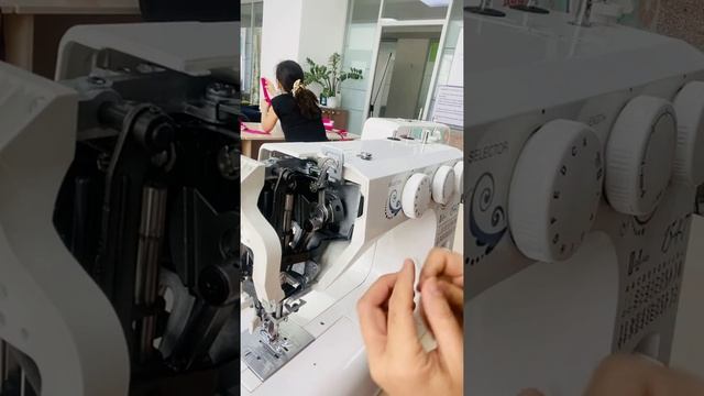 Тігін машинасының маховигі (оң қапталындағы домалақ бұрандасы) қатып қалса не істейміз? смотреть онлайн