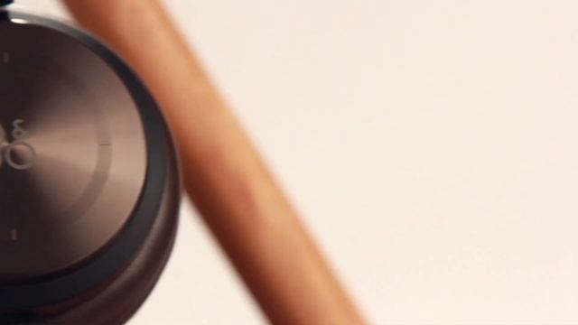 Audio Geeks Features: B&O Play by Bang & Olufsen BeoPlay H8 Wireless Headphones смотреть онлайн