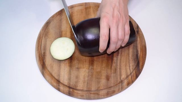 Как избавить БАКЛАЖАНЫ от горечи? Два простых проверенных способа! (Лайфхаки) смотреть онлайн