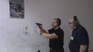 Практический экзамен на гражданское оружие в Белгородском правоохранительном колледже