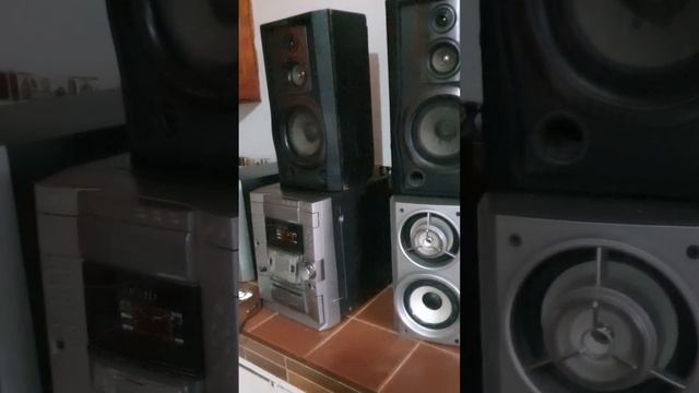Sony mhc-DP800av bass test??? смотреть онлайн