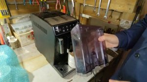 Очистка от накипи, кофемашина  DeLonghi Autentica / Descaling your coffee machine DeLonghi Autentic