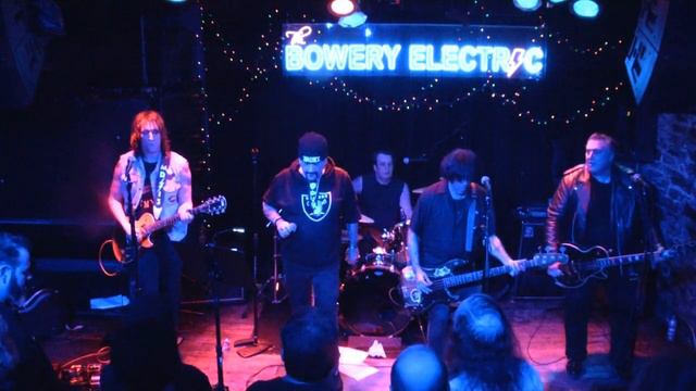 Handsome Dick Manitoba - California Sun and Kick Out The Jams - Bowery Electric 12-30-2018 смотреть онлайн