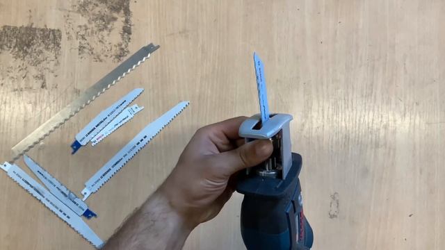 Teste Scie Sabre 12V Bosch Pro !