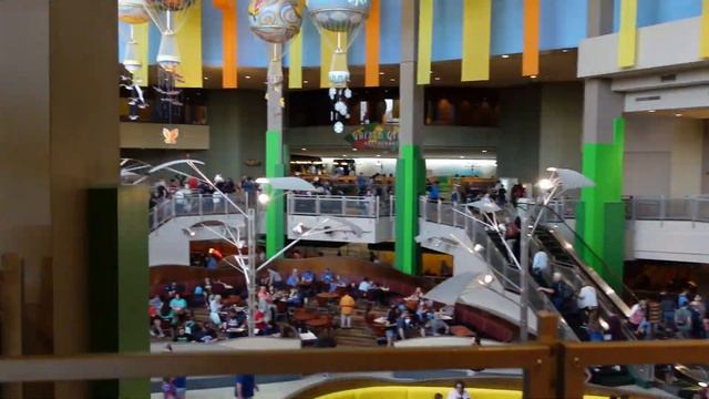 Walt Disney World Vlog Day 9 Epcot Frozen Elsa Meet Walt Disney Statue Guardians Rides Festival смотреть онлайн