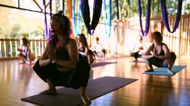 Wild Roots Yoga - Free Your Soul, Dare to Fly смотреть онлайн