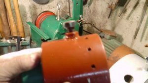 Самодельный токарный патрон по дереву, делительная головка и защита.