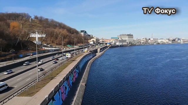Весна 2021 в Киеве. Прогулка по Киеву с видом на Днепр. смотреть онлайн