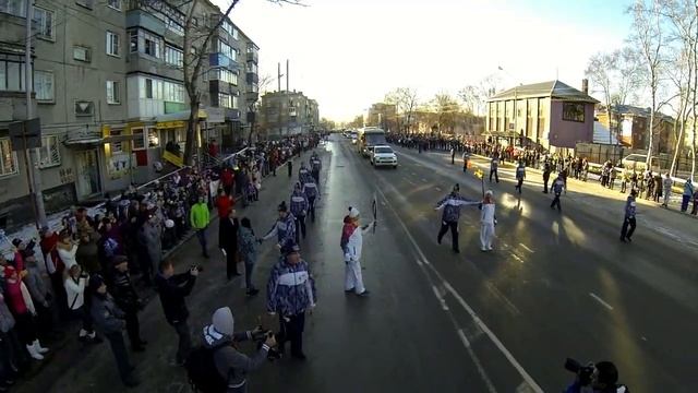 Олимпийский огонь на Сахалине!!!!!! Съемка с высоты смотреть онлайн