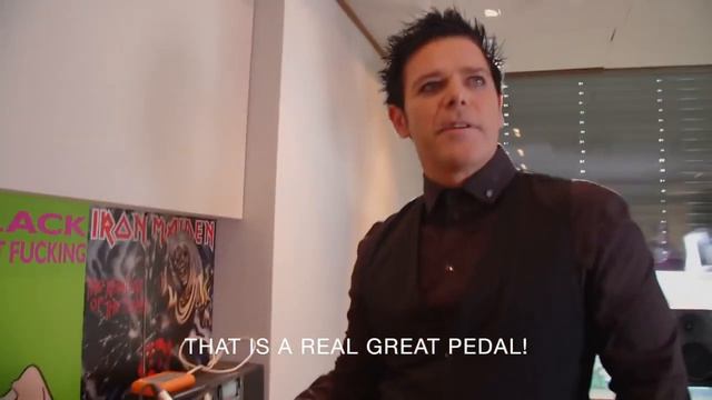 RAMMSTEIN guitarist Richard Z. Kruspe talks about PLASMA Pedal смотреть онлайн