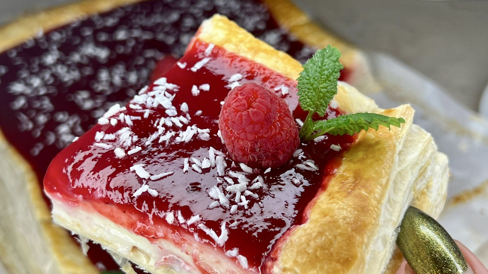 Кокосовый тарт с малиной ? смотреть онлайн