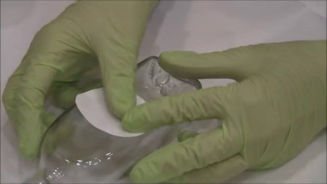 Вживление изображения на твердую поверхность методом растворения бумаги смотреть онлайн