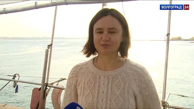 В Волгоград прибыли путешественники на самодельном катамаране смотреть онлайн