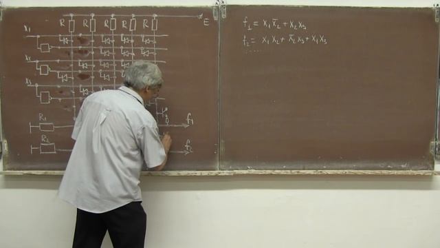 Лекция 305. Программируемая логическая матрица смотреть онлайн