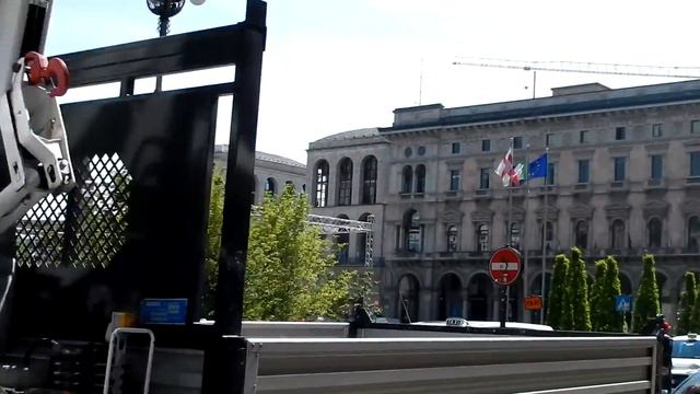 Достопримечательности Милана. Соборная площадь смотреть онлайн