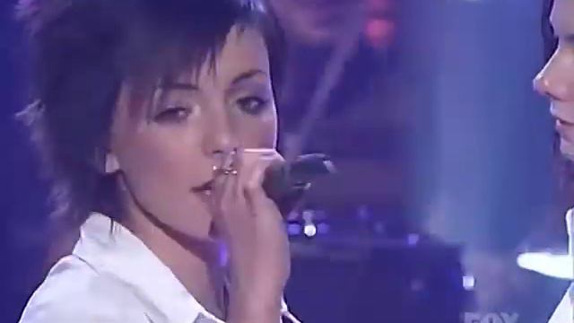t A T u All The Things She Said Live MadTV 03 08 2003 HQ 480p 30fps H264 128kbit AAC смотреть онлайн