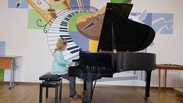 Вышникова Доминика. Ю.Виноградов- Танец медвежат смотреть онлайн