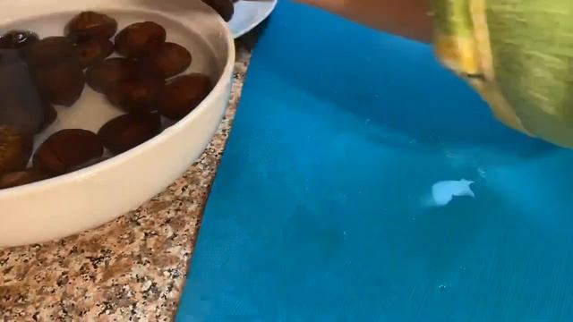 Каштаны в духовке смотреть онлайн