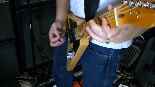 GrooVy Bastard Tele & Flying V Guitar With Scott Grove смотреть онлайн
