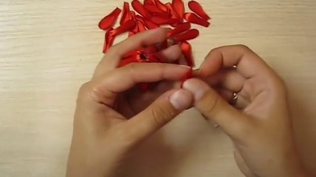 Прикраса на гульку (пучок) з хризантемою канзаши. Украшение на гульку (пучок) своими руками смотреть онлайн