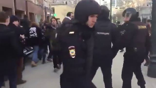 Полицейский без сознания Россия смотреть онлайн