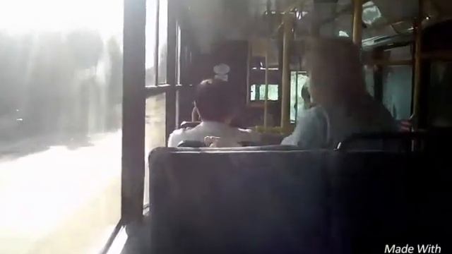 Катаюсь на автобусе в Казани 2017, объявляют остановки на татарском и английском/in a bus in Kazan. смотреть онлайн
