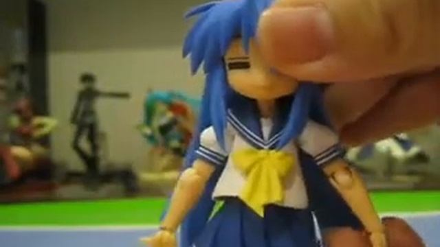 AFR - Konata Izumi Summer Uniform Version Figma Figure Review смотреть онлайн