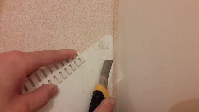 Ровно обрезаем обои в углу смотреть онлайн