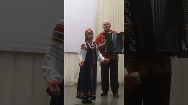 Смоленские росточки. Выступление Ксении Подгорных смотреть онлайн