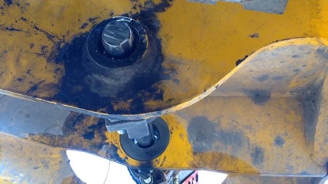 Расточка отверстий в раме экскаватора погрузчика смотреть онлайн