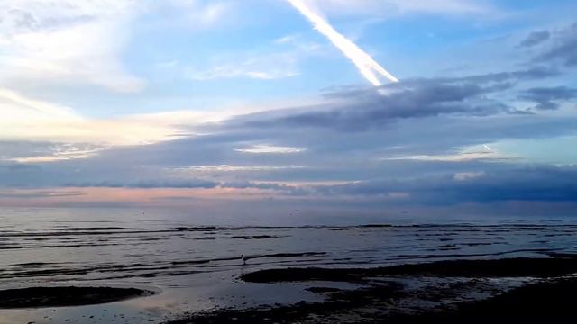 Юрмала. Закат солнца над морем. Июнь 2017 смотреть онлайн